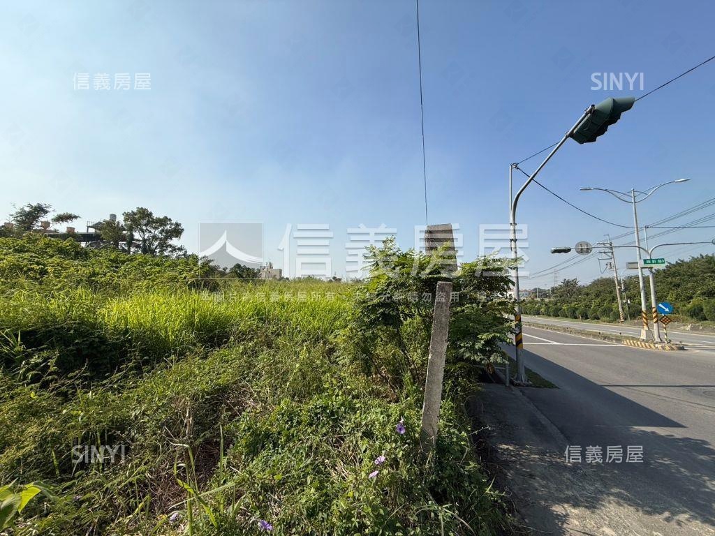 仁武兩千坪臨大路土地房屋室內格局與周邊環境