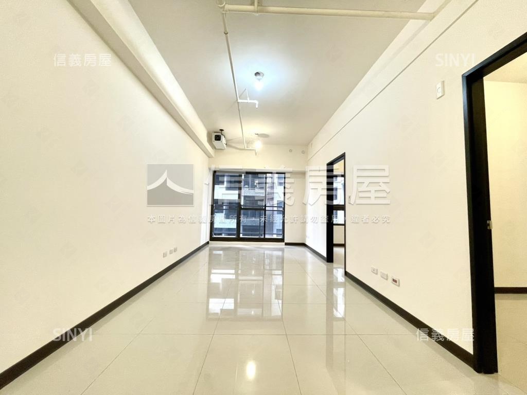 皇普莊園兩房平車房屋室內格局與周邊環境
