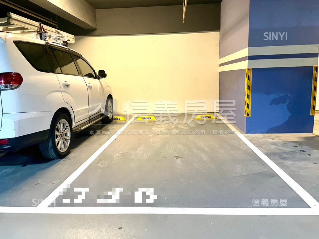 皇普莊園兩房平車房屋室內格局與周邊環境