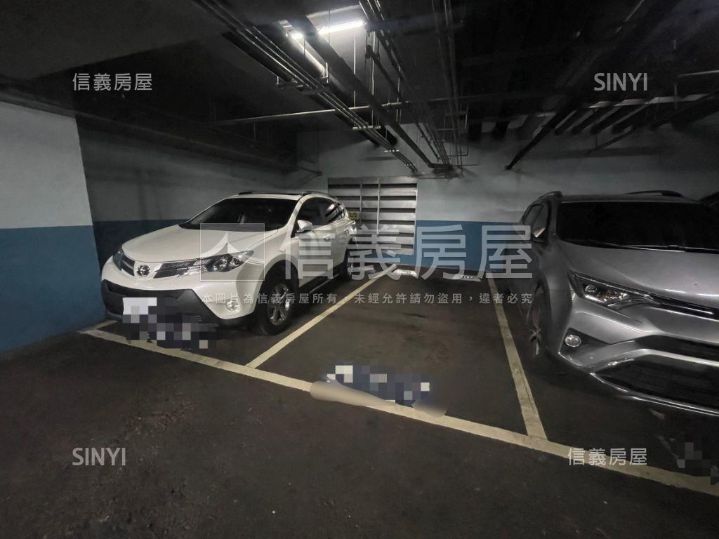 美河市河岸美景房屋室內格局與周邊環境