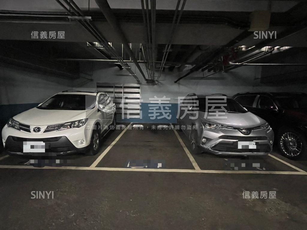 美河市河岸美景房屋室內格局與周邊環境