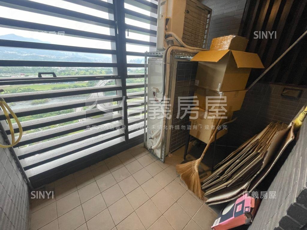 美河市河岸美景房屋室內格局與周邊環境
