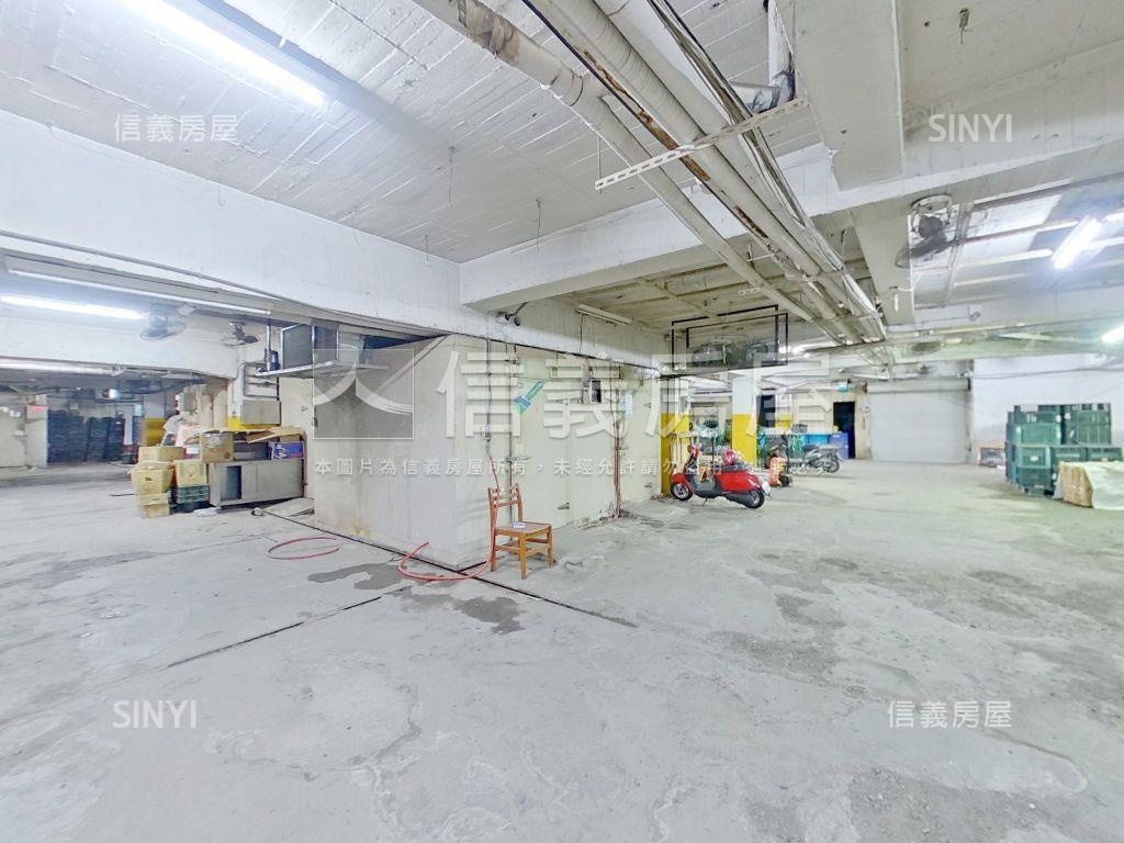 地下寶藏。東興市場收租寶房屋室內格局與周邊環境