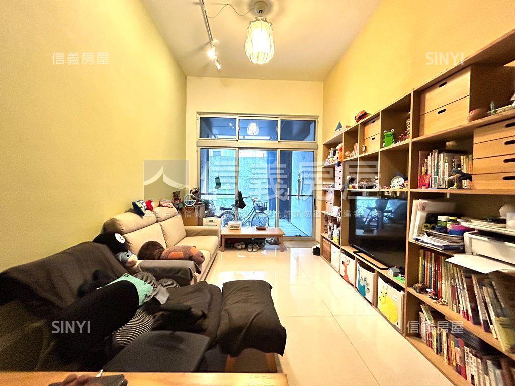 深白★雙敦★稀有綠蔭一樓房屋室內格局與周邊環境