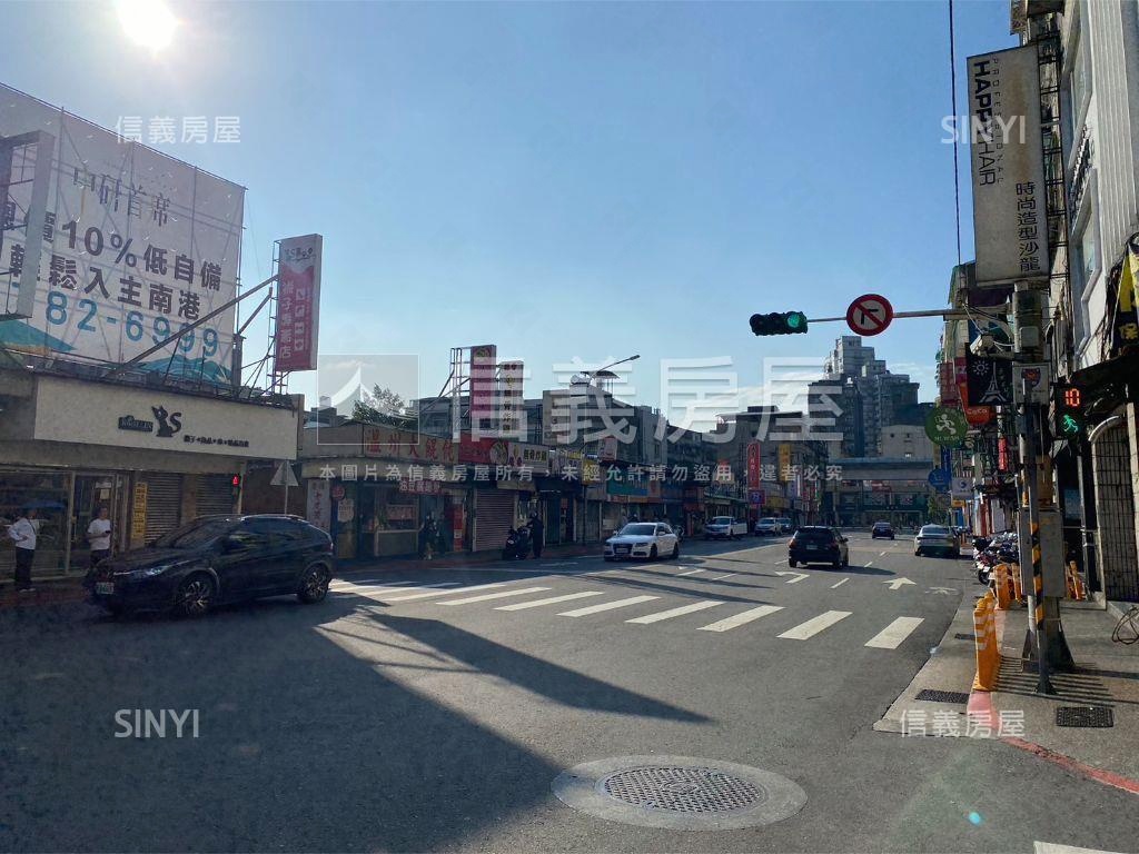 東湖捷運熱鬧面寬金店面房屋室內格局與周邊環境