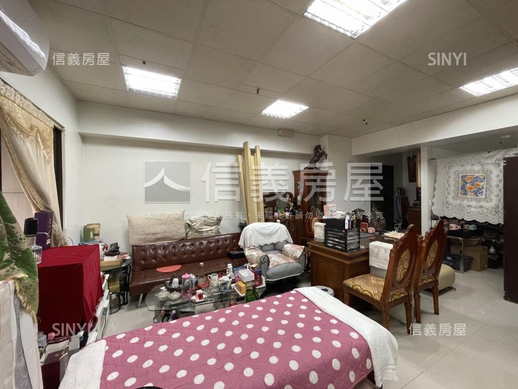 摩納哥哥爸爸真偉大露臺戶房屋室內格局與周邊環境