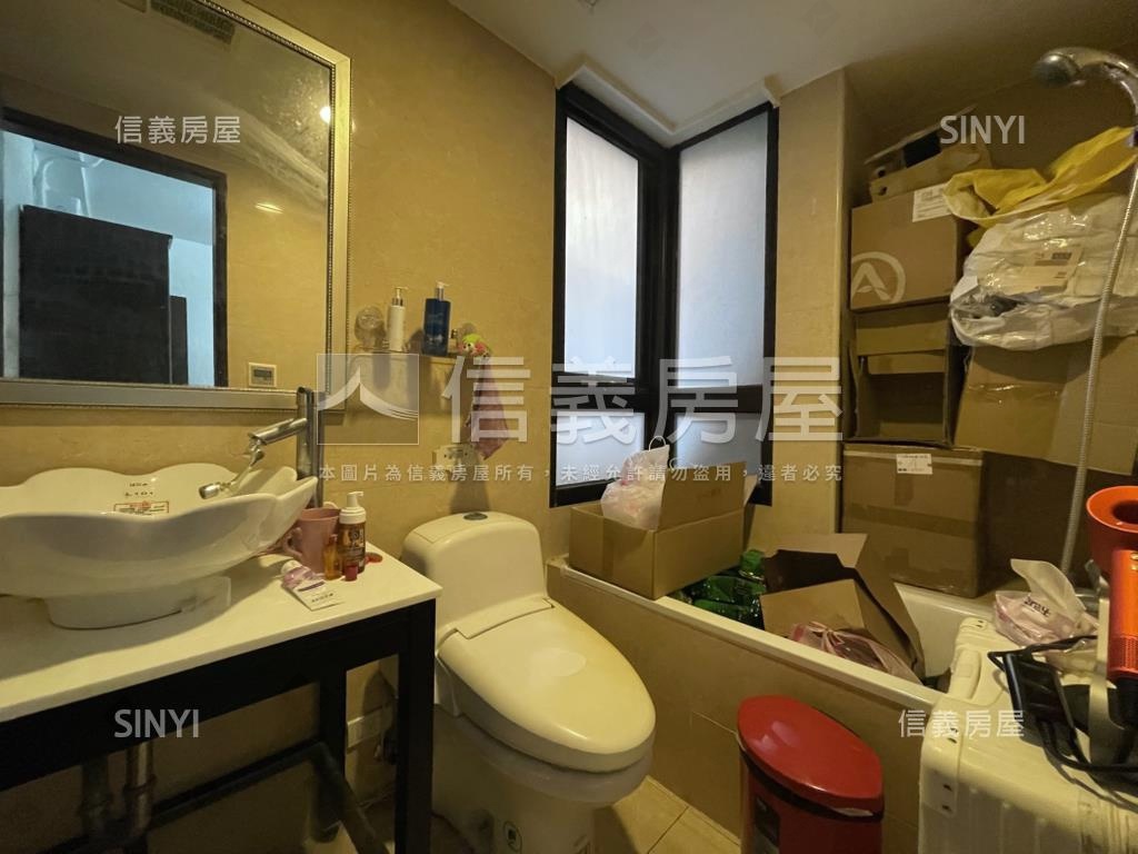 摩納哥哥爸爸真偉大露臺戶房屋室內格局與周邊環境