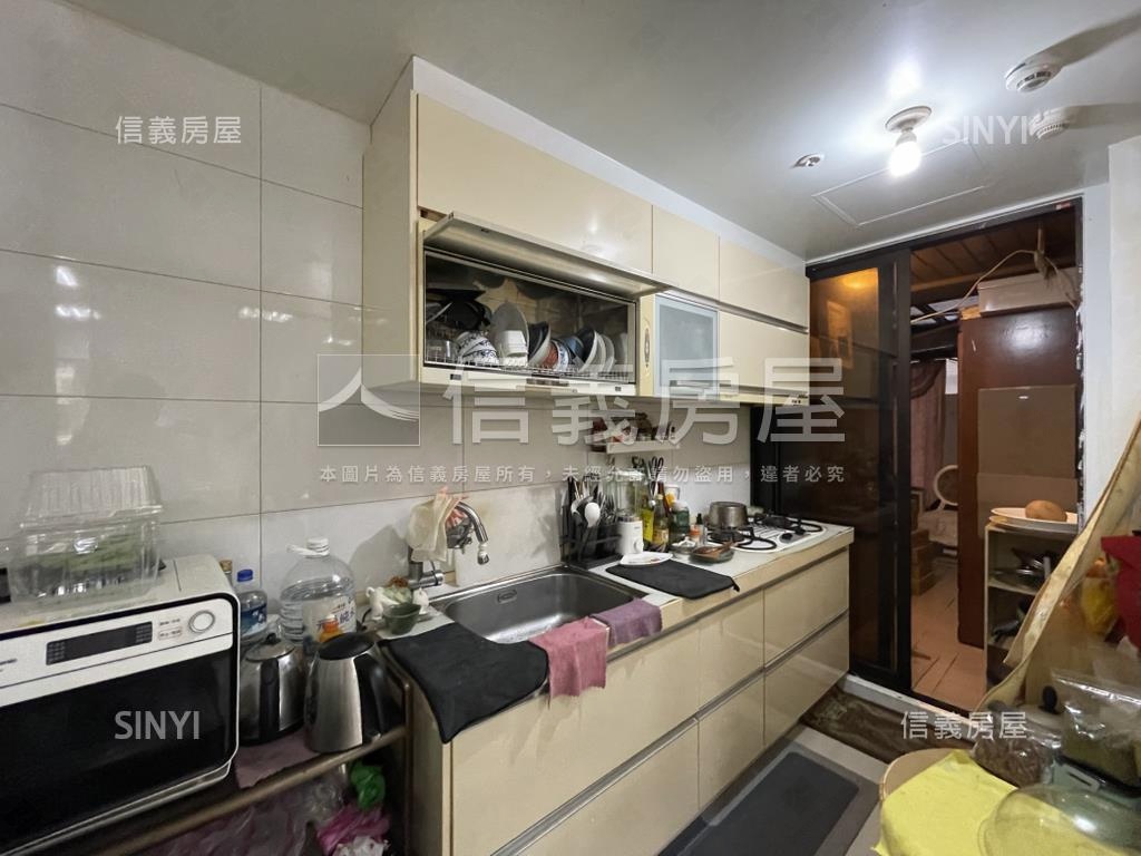 摩納哥哥爸爸真偉大露臺戶房屋室內格局與周邊環境
