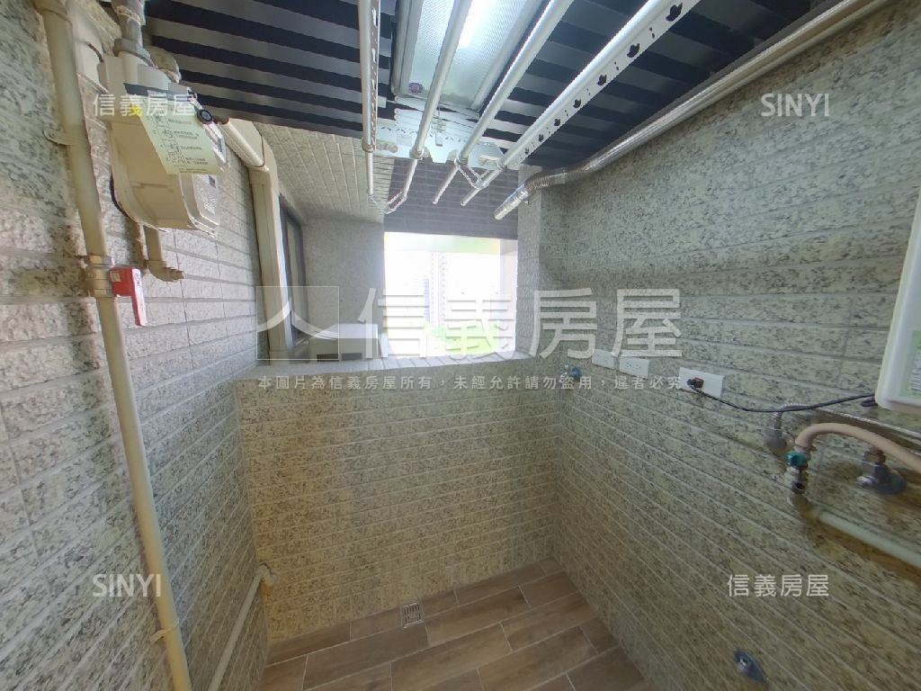 獨賣久泰翠品三房車位房屋室內格局與周邊環境