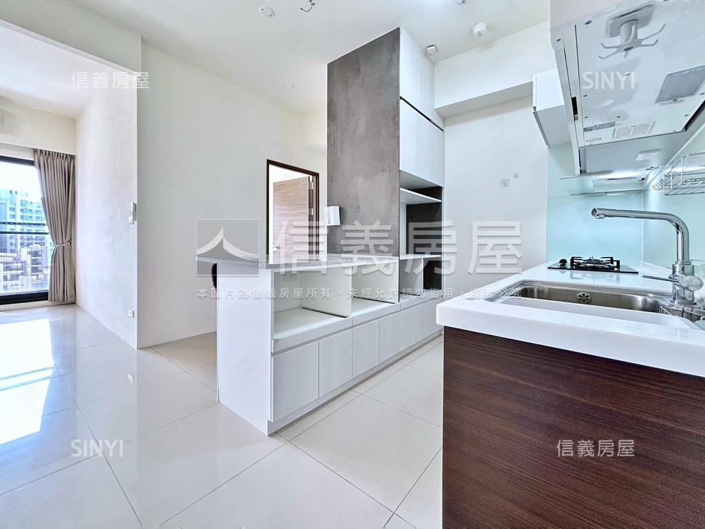 璞麗高樓朝南景觀三房房屋室內格局與周邊環境