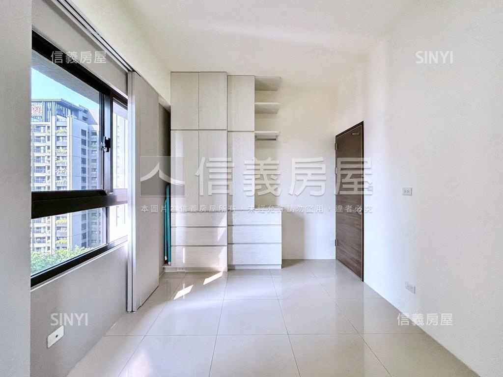 璞麗高樓朝南景觀三房房屋室內格局與周邊環境
