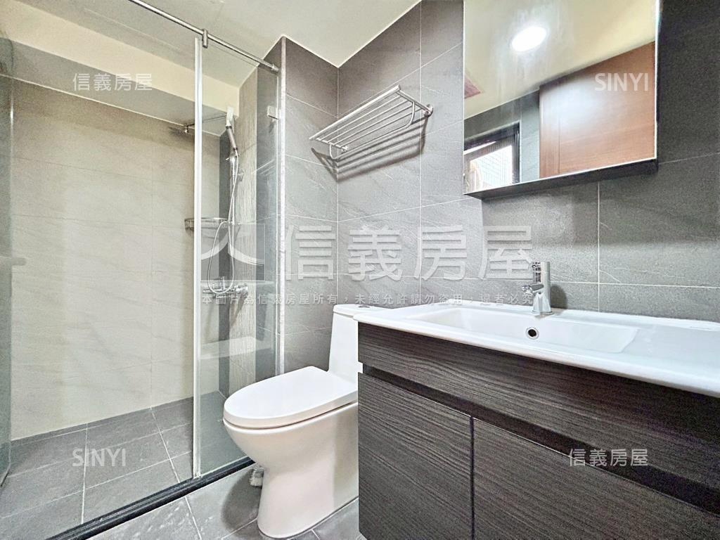 璞麗高樓朝南景觀三房房屋室內格局與周邊環境
