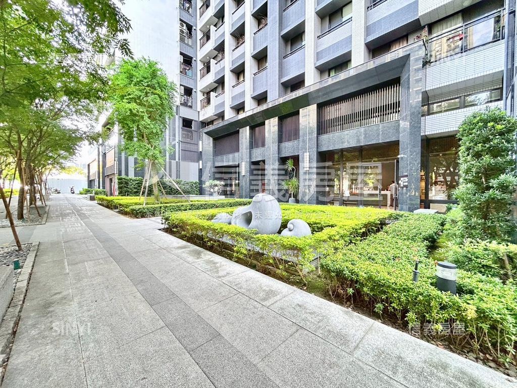 璞麗高樓朝南景觀三房房屋室內格局與周邊環境