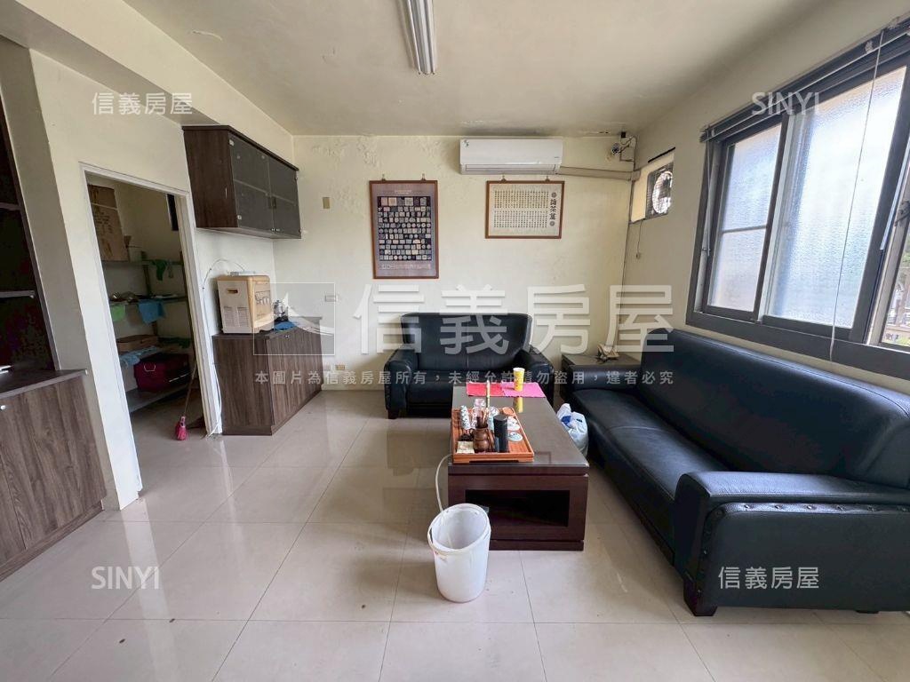 稀有中科大地坪邊間店墅房屋室內格局與周邊環境