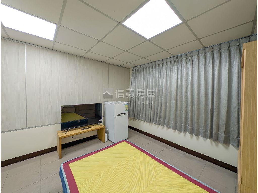 汐止康寧街一層一戶六套房房屋室內格局與周邊環境