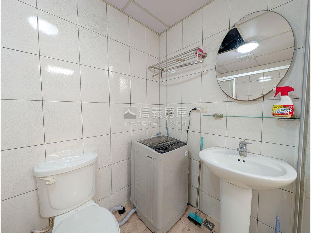 汐止康寧街一層一戶六套房房屋室內格局與周邊環境