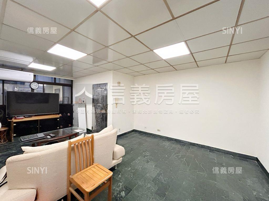 專任永安捷運三房房屋室內格局與周邊環境