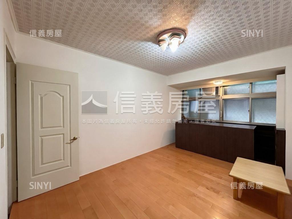 專任永安捷運三房房屋室內格局與周邊環境