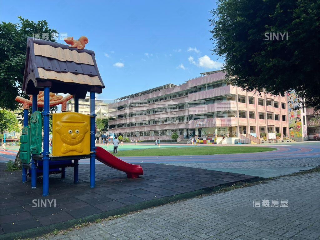 東門面金華校園頂加公寓房屋室內格局與周邊環境