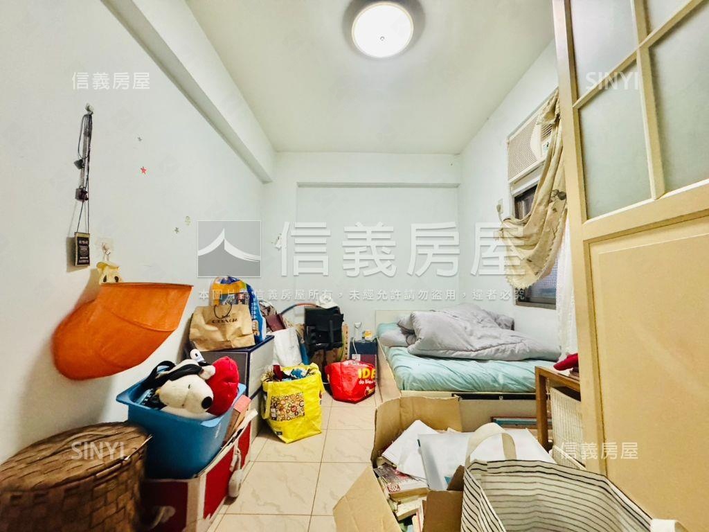 近秀朗國小美寓房屋室內格局與周邊環境