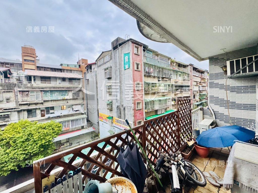 近秀朗國小美寓房屋室內格局與周邊環境