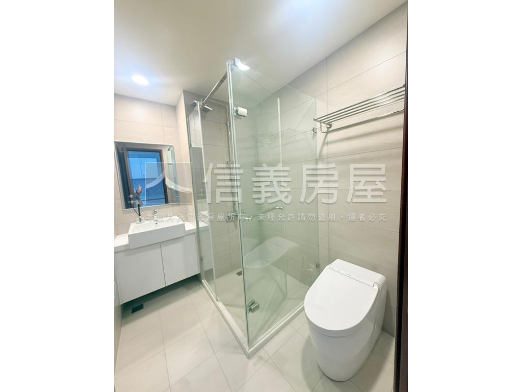 全新☆岳泰豐鼎☆精巧美套房屋室內格局與周邊環境