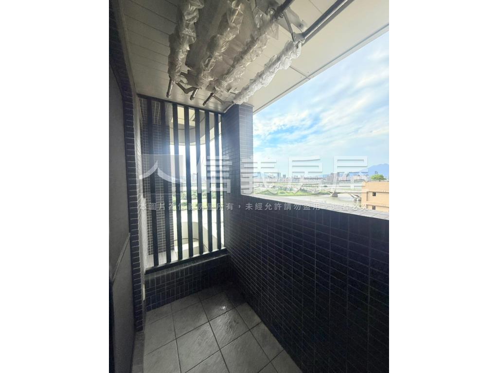 全新☆岳泰豐鼎☆精巧美套房屋室內格局與周邊環境