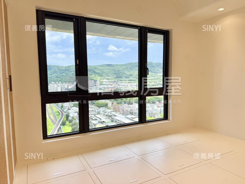 專任－國泰豐年典雅美學房屋室內格局與周邊環境