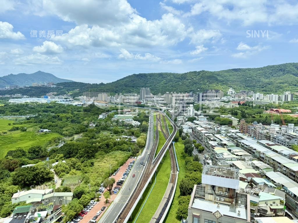 專任－國泰豐年典雅美學房屋室內格局與周邊環境