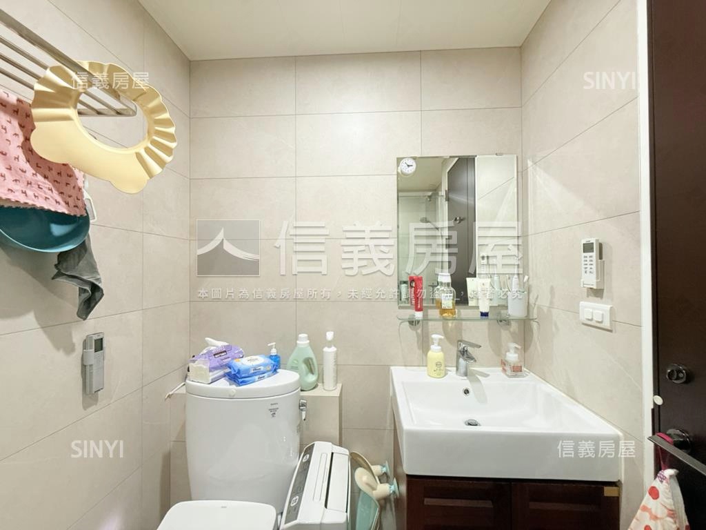 桃大泰極美裝３房車位房屋室內格局與周邊環境