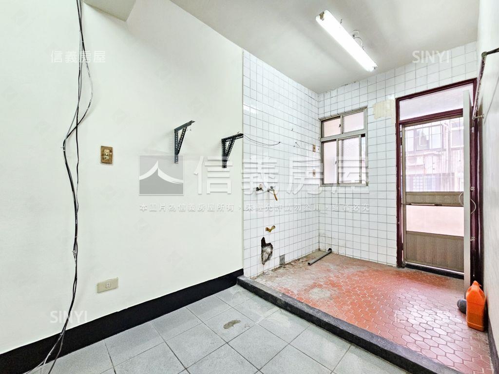 鶯歌麥當勞旁★美公寓房屋室內格局與周邊環境