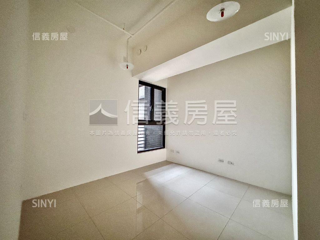 總圖滙朝公園景觀兩房平車房屋室內格局與周邊環境