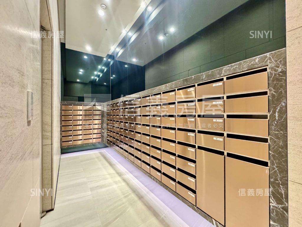 總圖滙朝公園景觀兩房平車房屋室內格局與周邊環境