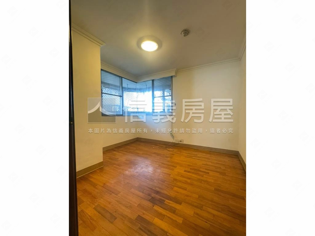 ★凱廈鋼骨稀有後棟景觀房屋室內格局與周邊環境