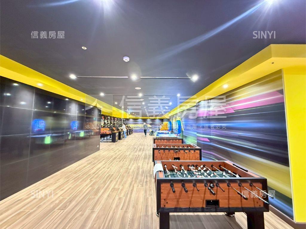 崁頂輕軌電梯三房平面車位房屋室內格局與周邊環境