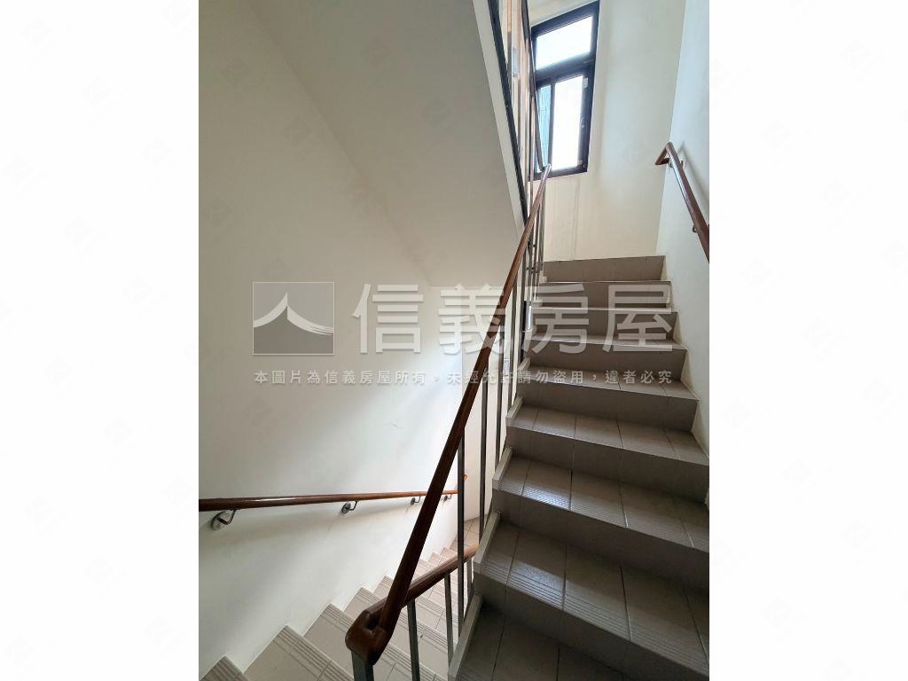 華山里美稀有高樓層美屋房屋室內格局與周邊環境