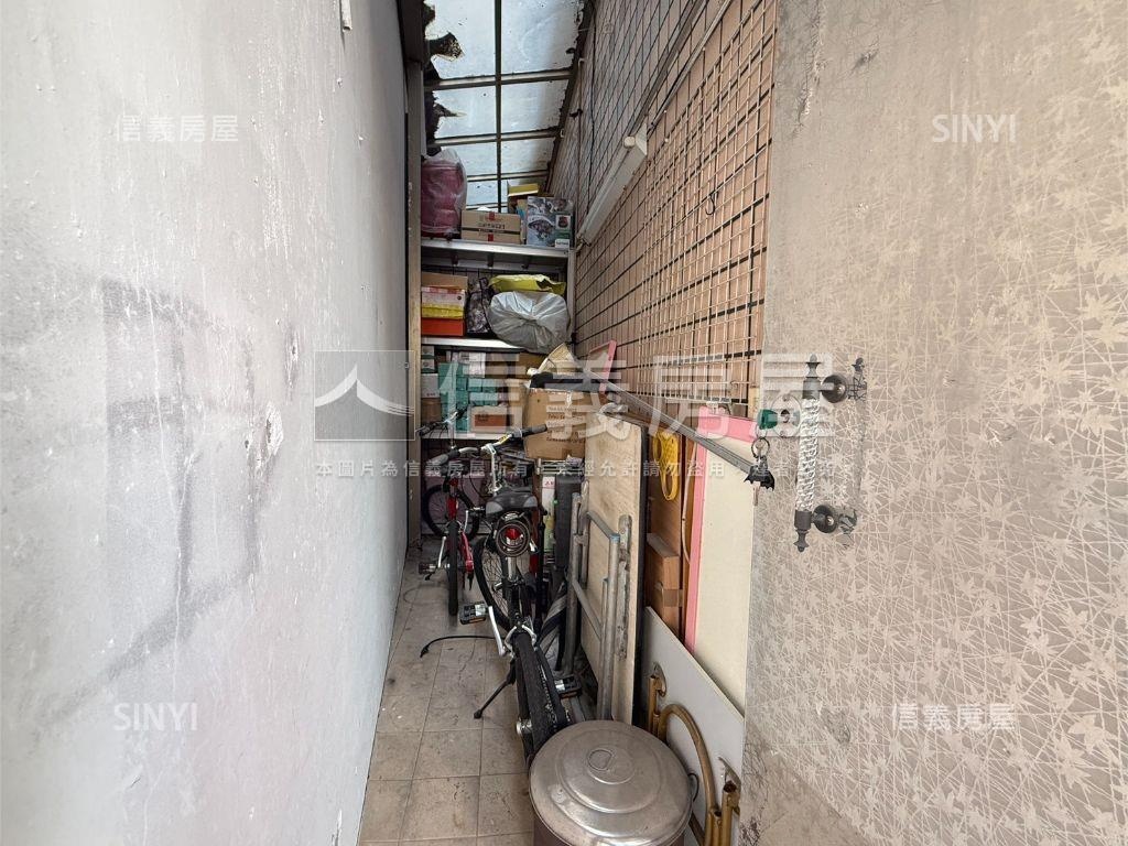 明倫ｘ裕誠夜市旁金店房屋室內格局與周邊環境
