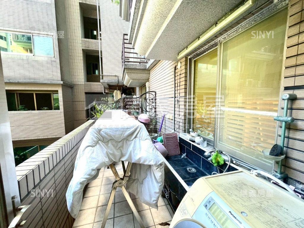 【帝景】氣派典雅四房車位房屋室內格局與周邊環境
