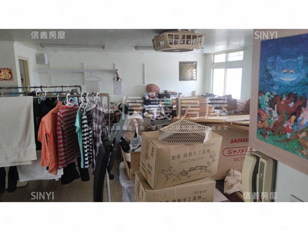 富錦街頂樓雅寓房屋室內格局與周邊環境