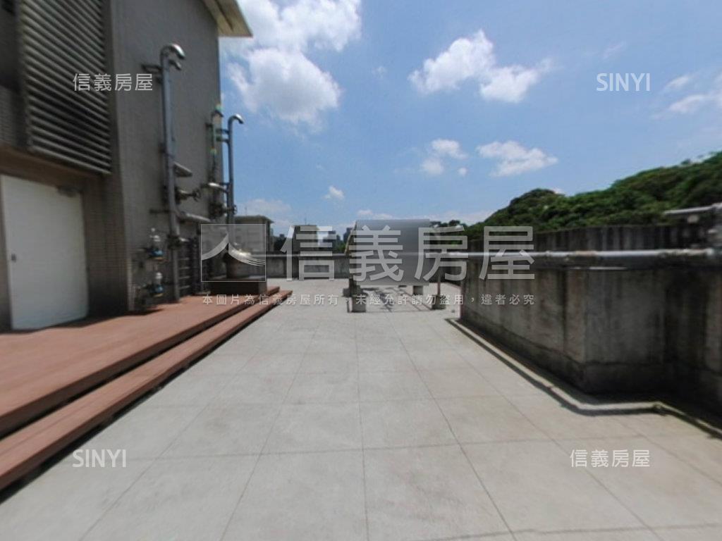 專任～萬芳環遊市二房二衛房屋室內格局與周邊環境