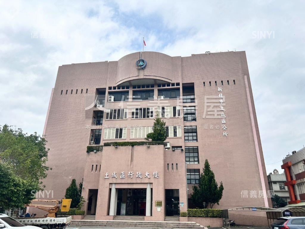 藝載金城的買方服務費１％房屋室內格局與周邊環境