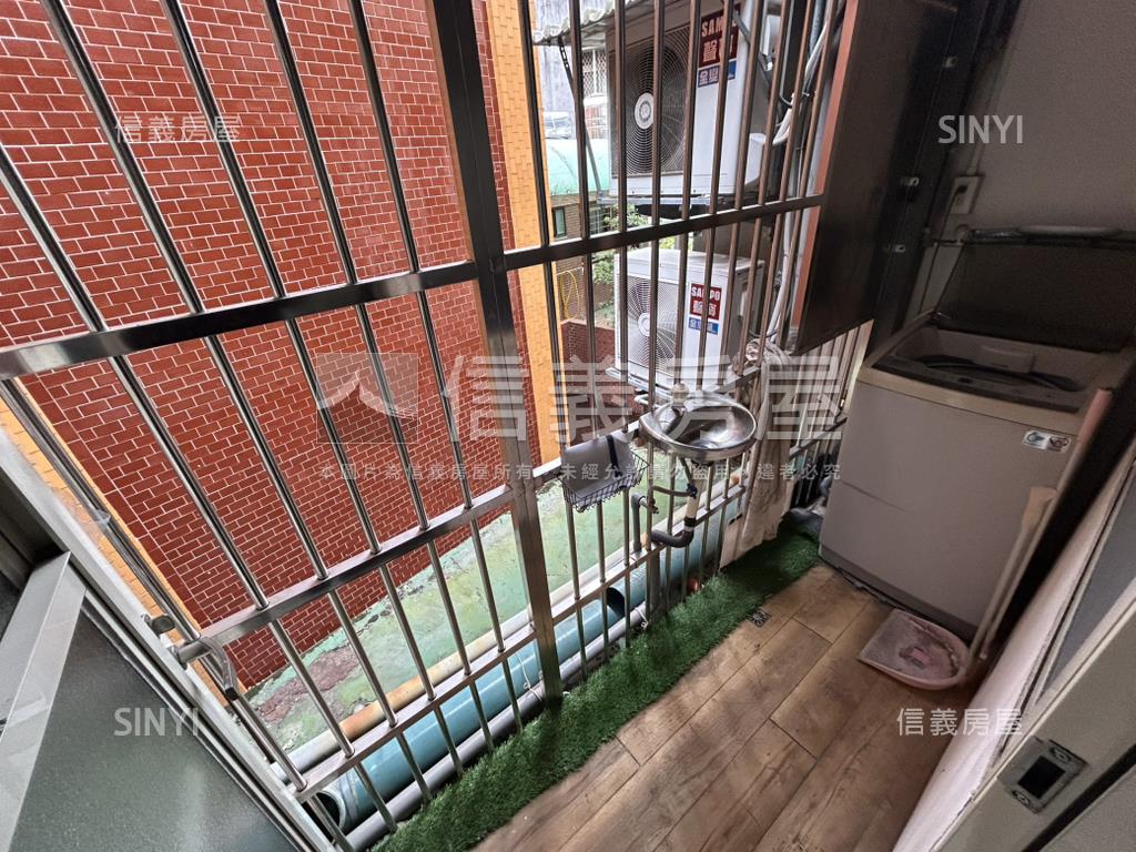 板新站收租聖品金雞母房屋室內格局與周邊環境