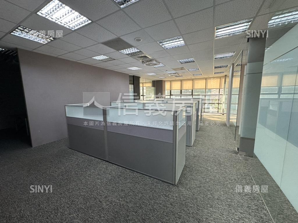 港墘捷運台北登峰整層辦公房屋室內格局與周邊環境