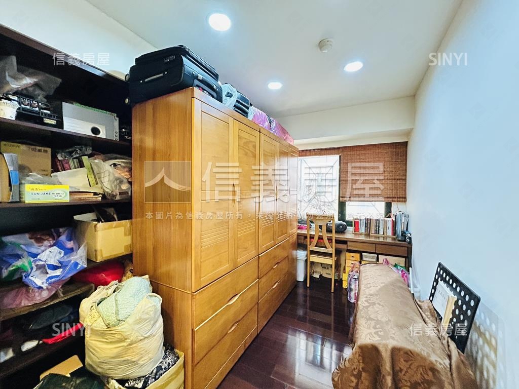 四季樓中樓花園房屋室內格局與周邊環境