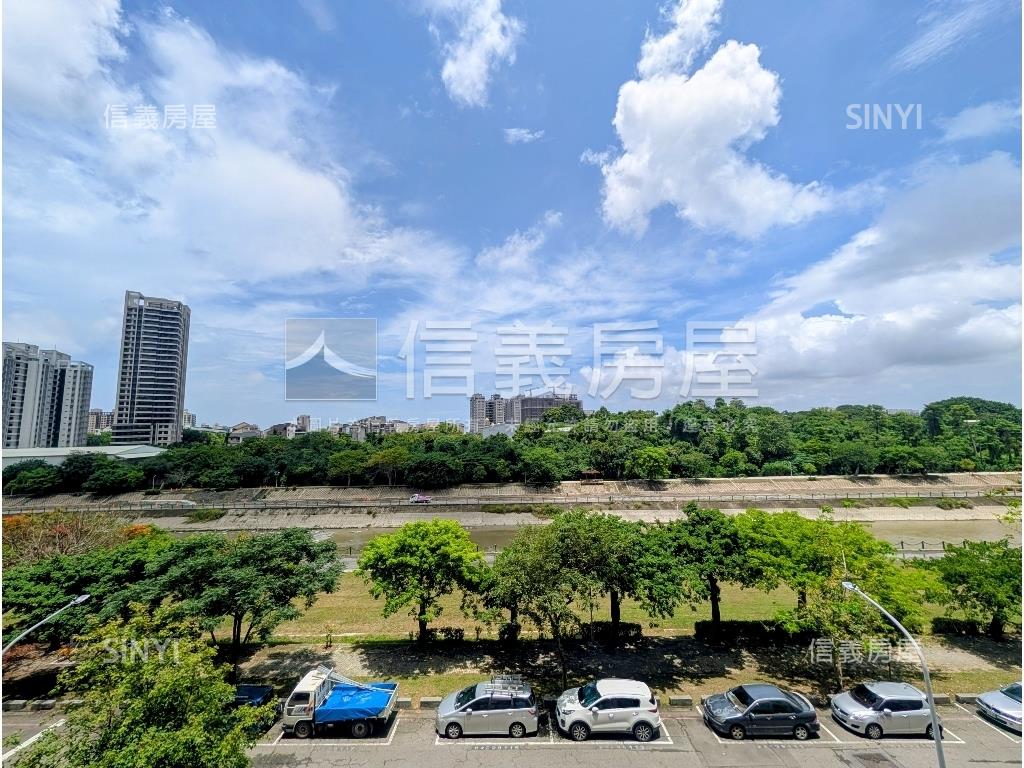 樹梢溪景三房、開放間平車房屋室內格局與周邊環境