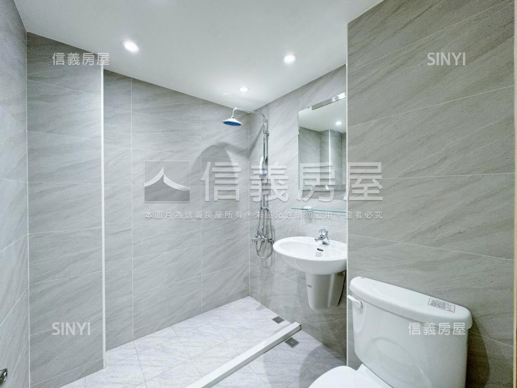 新埔美妝電梯三房房屋室內格局與周邊環境