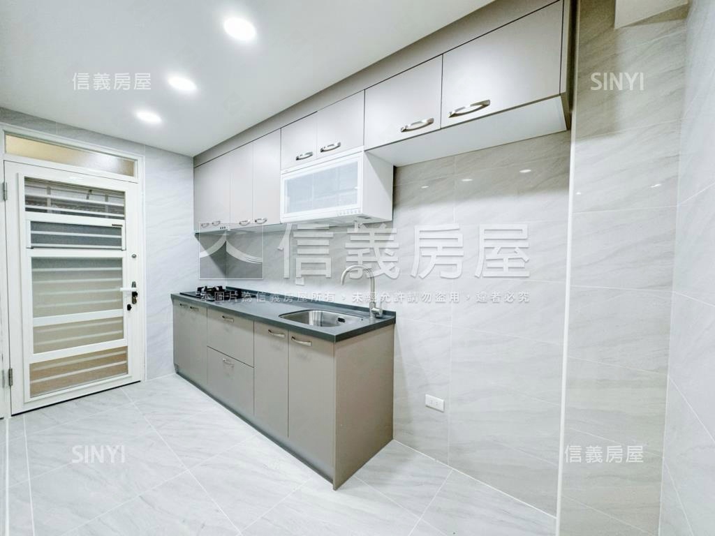 新埔美妝電梯三房房屋室內格局與周邊環境