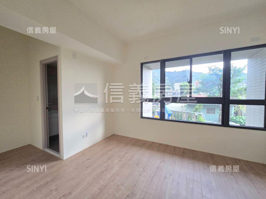 山景視野４房雙平面車位房屋室內格局與周邊環境