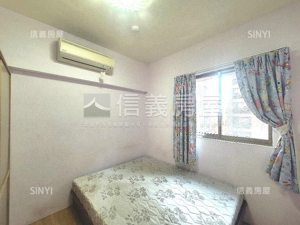 藝文中心經典３＋１車位房屋室內格局與周邊環境