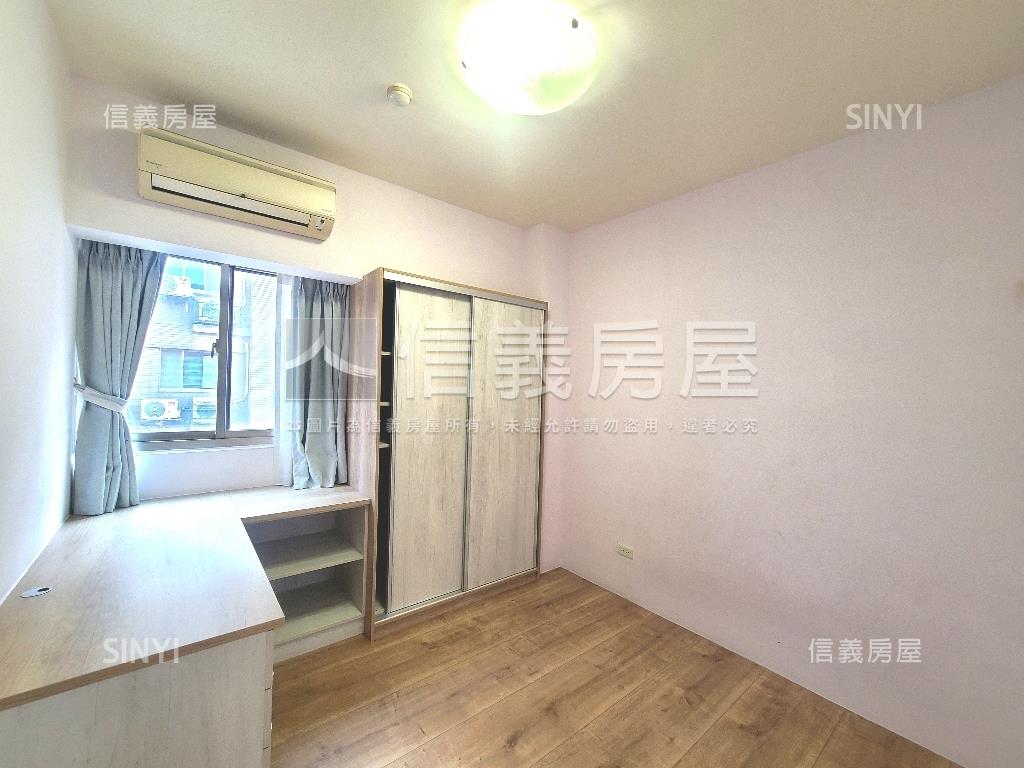 藝文中心經典３＋１車位房屋室內格局與周邊環境